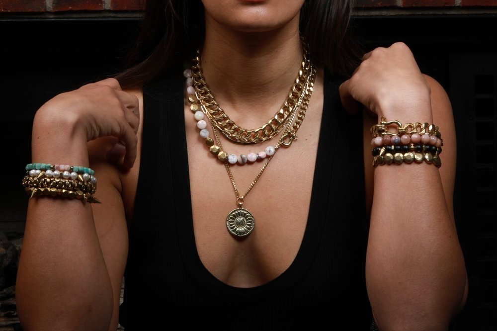 RACHEL NATHAN Shackle Single Pink Opal & Sand Dollar Coins Necklace