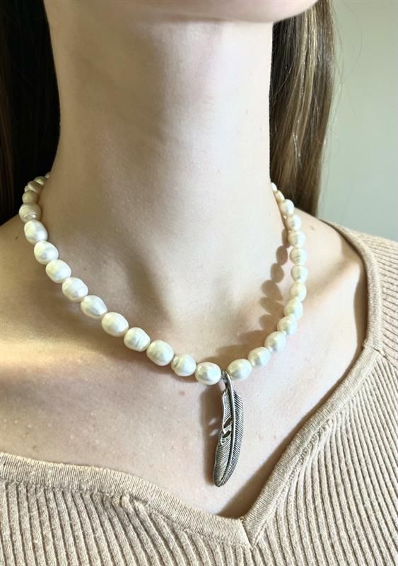 AMY KAPLAN Fresh Water Pearl with Feather Drop Necklace