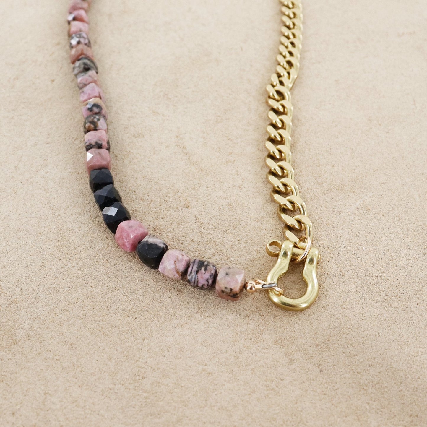 RACHEL NATHAN Shackle Single Rhodonite Necklace