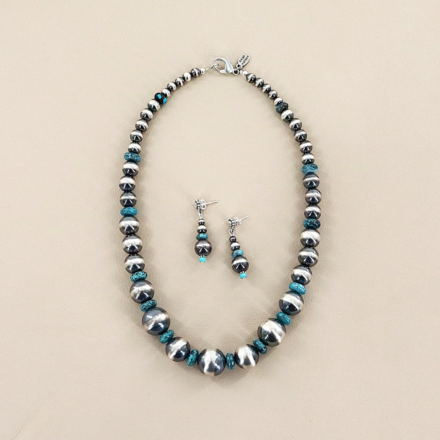 PAIGE WALLACE Navajo Pearls Turquoise Stones Necklace