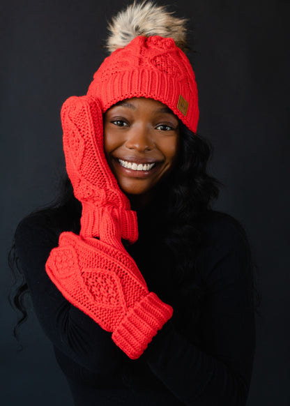 PANACHE Cable Knit Mittens