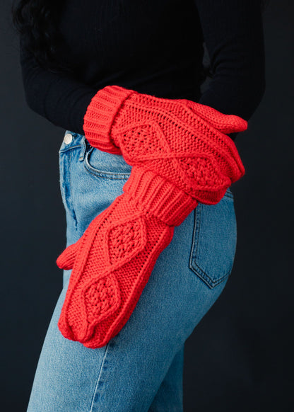 PANACHE Cable Knit Mittens