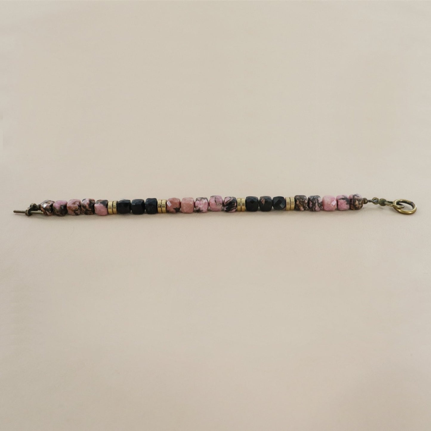 RACHEL NATHAN Narrow Rhodonite Bracelet
