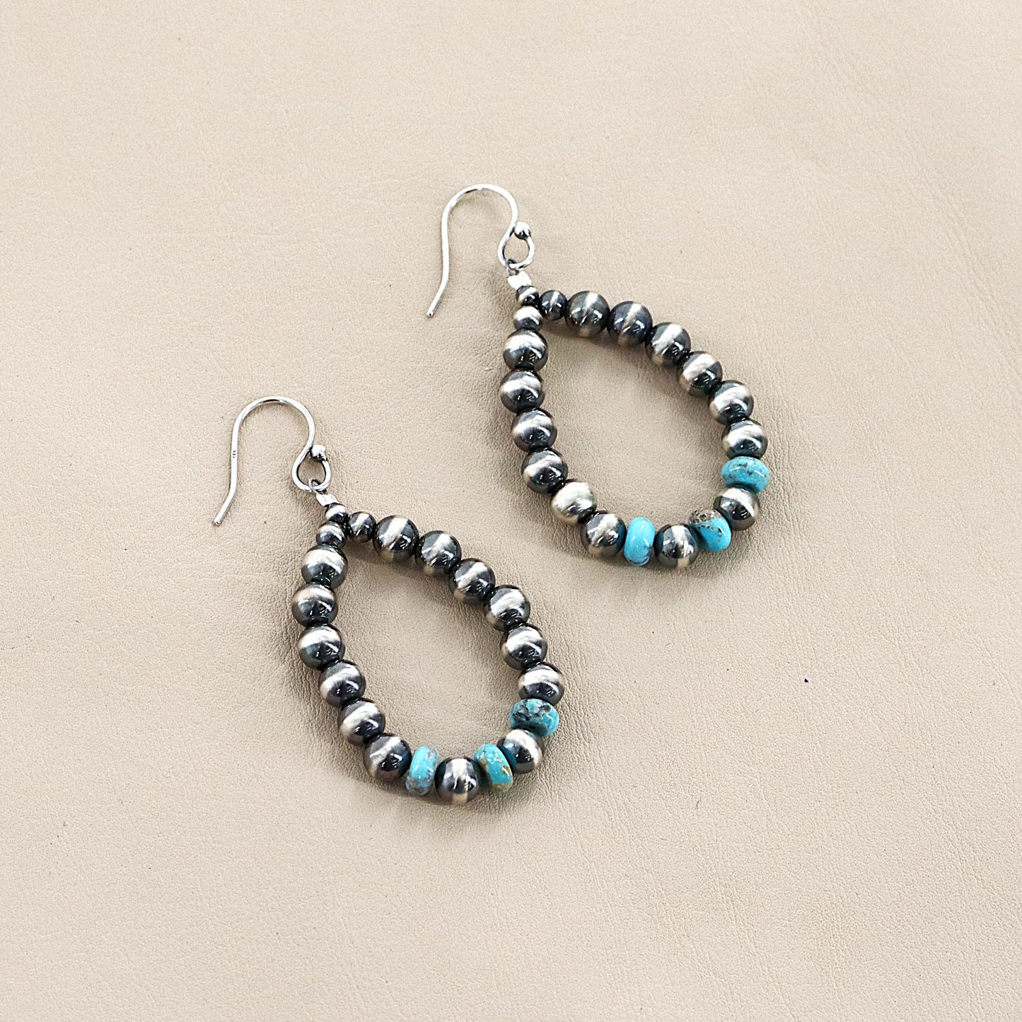 PAIGE WALLACE Navajo Pearls Loop Earrings