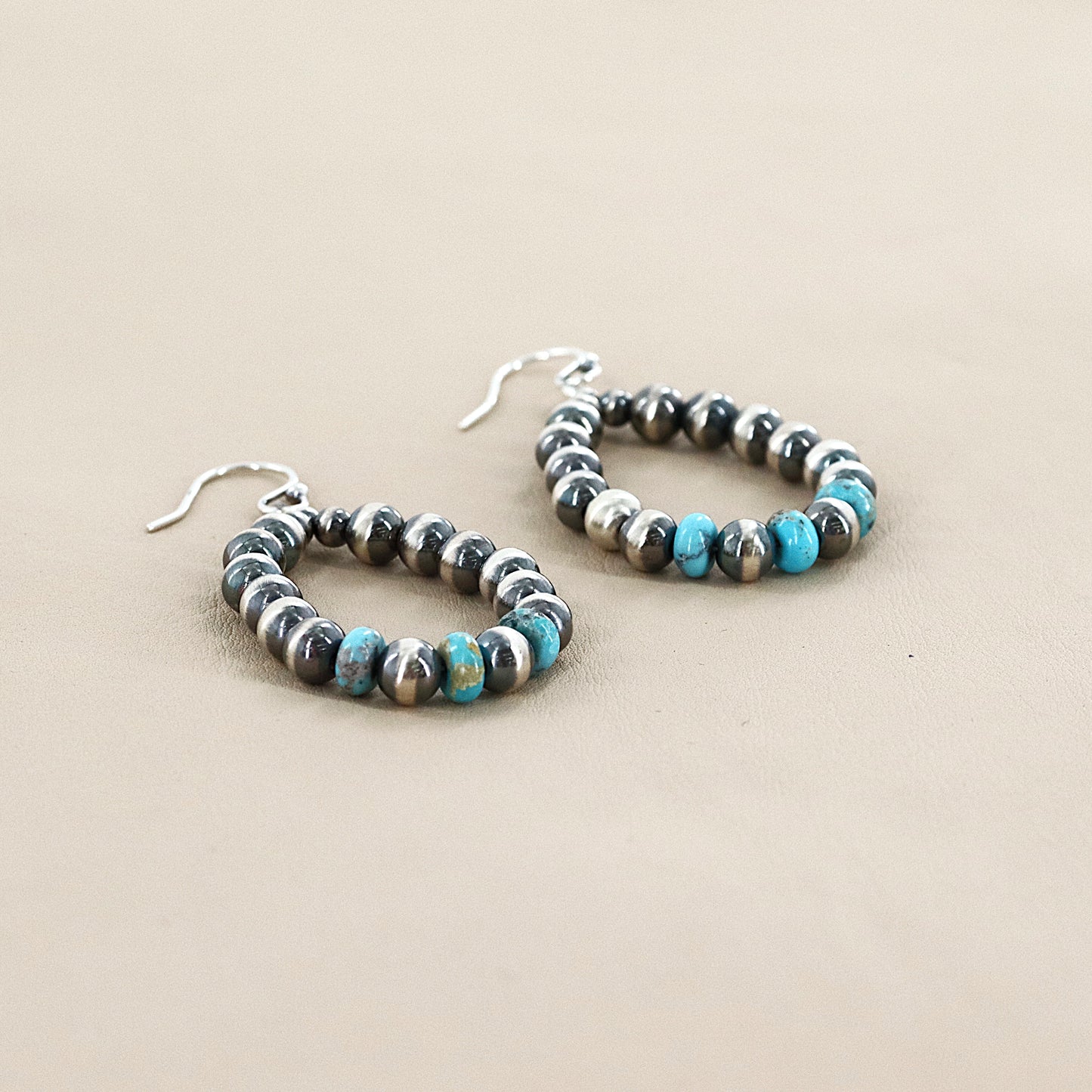 PAIGE WALLACE Navajo Pearls Loop Earrings