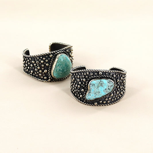 PAIGE WALLACE Freeform Turquoise Oval Dot  Cuff
