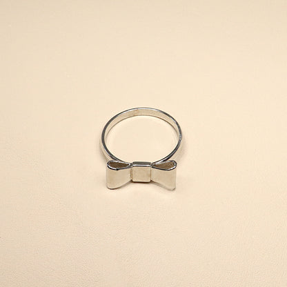 ABCO Chic Ribbon Charm Ring