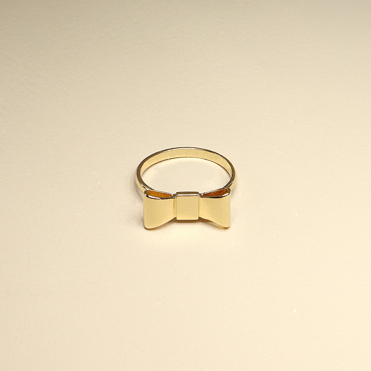 ABCO Chic Ribbon Charm Ring