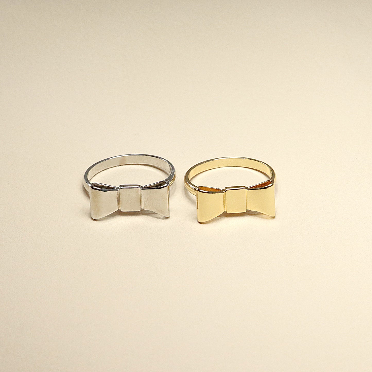 ABCO Chic Ribbon Charm Ring